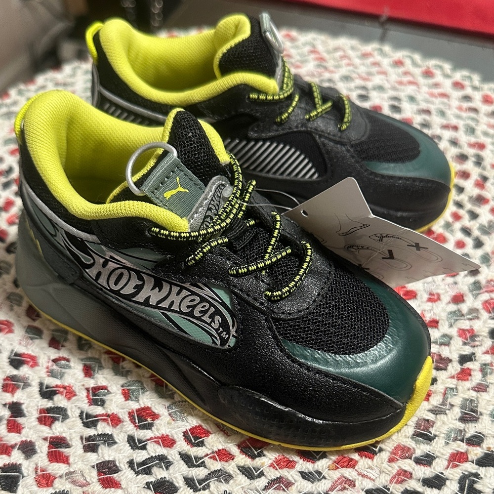 Puma Kids Sneakers Hot Wheels - Black and Yellow